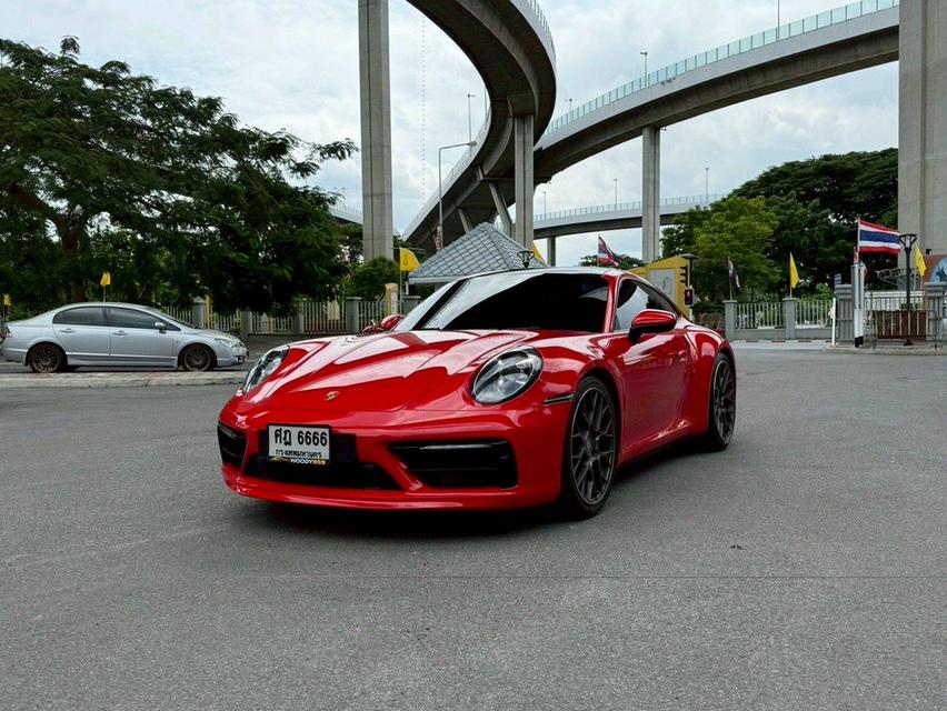 Porsche 911 Carrera S ปี 2020 (992)