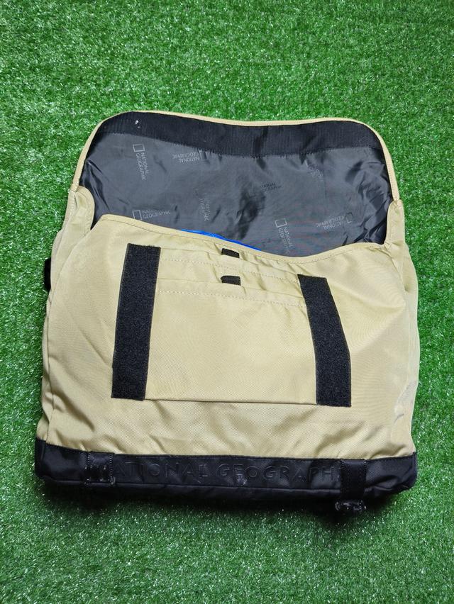 National Geographic Messenger 6