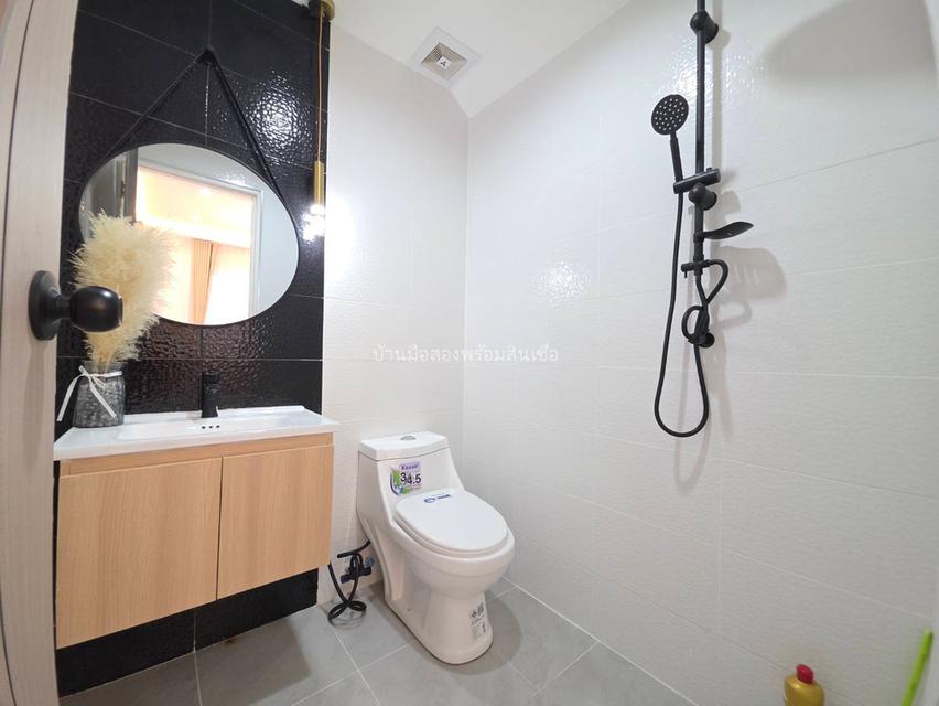 หมู่บ้านเอกวิน ถนนเลียบคลองสอง 7