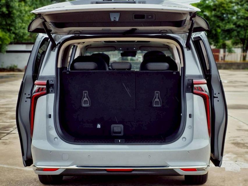 MG Maxus 9 V Super Luxury ปี 2023 รถสวย วิ่งน้อย มือเดียว 16