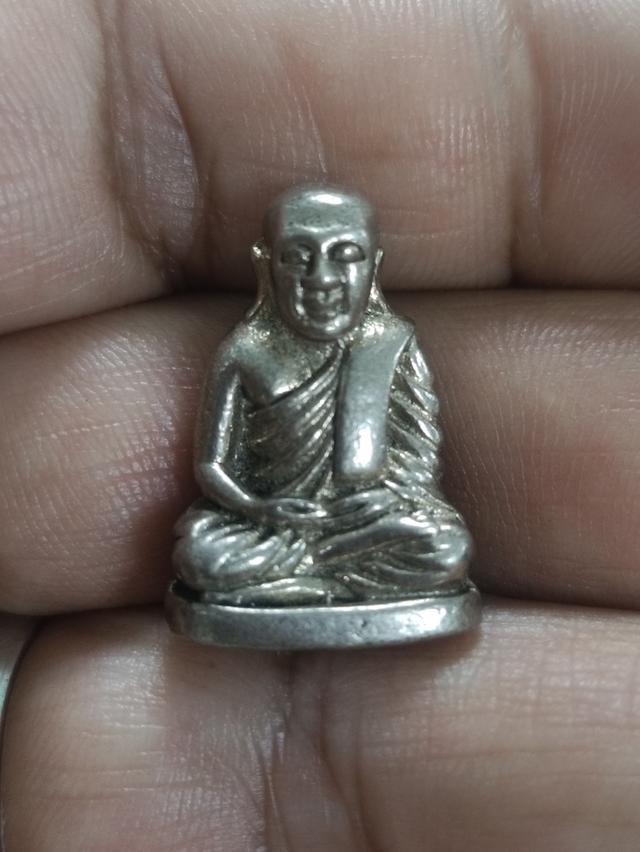 หลวงพ่อเงิน วัดบางคลาน จ.พิจิตร เนื้ออัลปาก้า