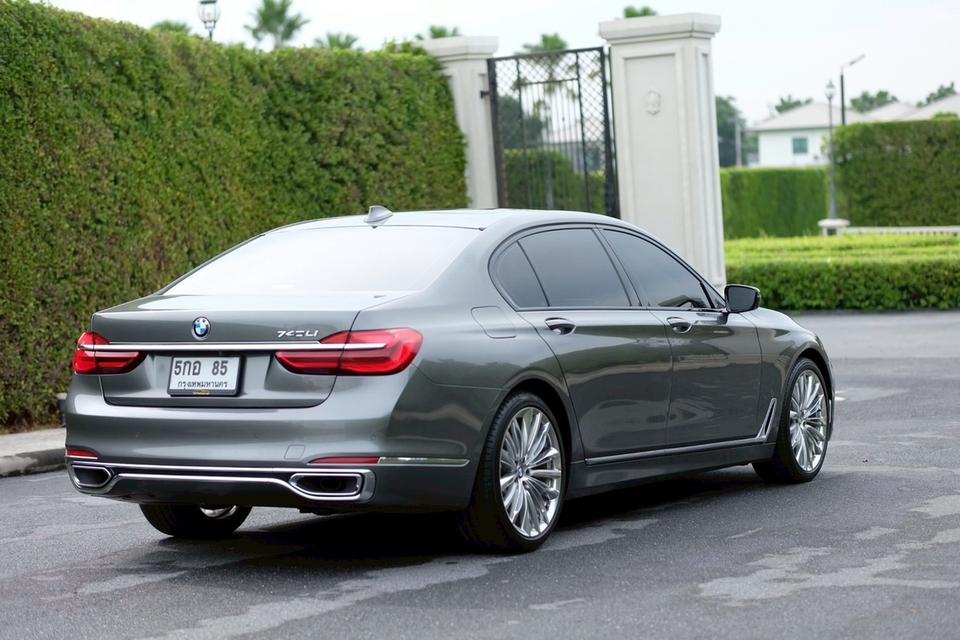 รหัสรถ TNS85 BMW 740Li Pure Excellence ( G12 ) ปี 2016  8