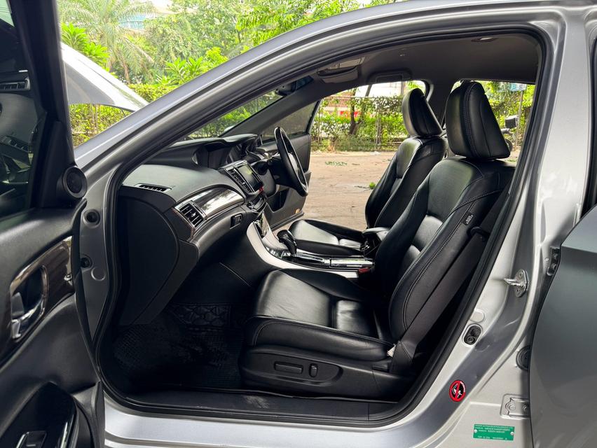 2016 Accord 2.0 EL AT รุ่นท๊อป ออฟชั่นครบ พร้อม Sunroof รูปที่ 17