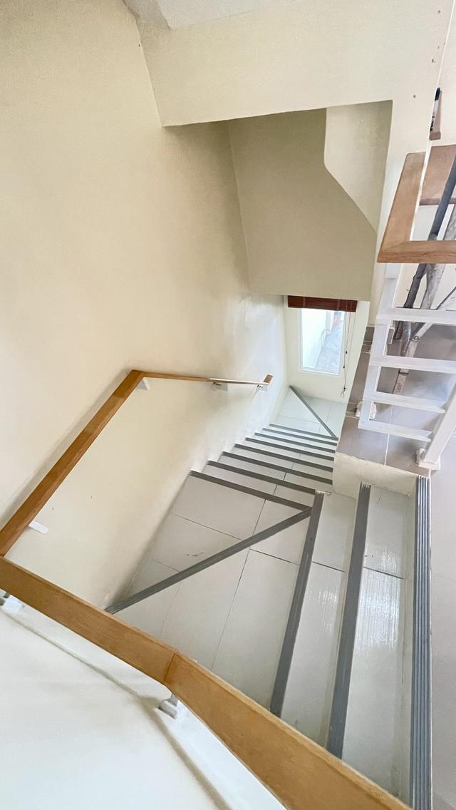 บ้าน 2 ชั้น หมู่บ้านโกลเด้นทาวน์ พระราม 2 สมุทรสาคร 4ห้องนอน 3ห้องน้ำ 2จอดรถ ต่อเติมครัวและหน้าบ้าน 7