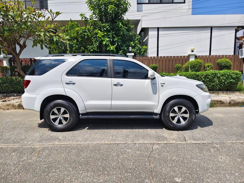 Toyota FORTUNER  ปี 2006 ตัวพิเศษเครื่อง  3.0 V Exclusive 4WD SUV ATรถสวย เดิมบาง พร้อมใช้งานเครื่องดี เกียร์ดี ขับดี แอร์เย็นขายราคา 268,000 บาท รูปที่ 8