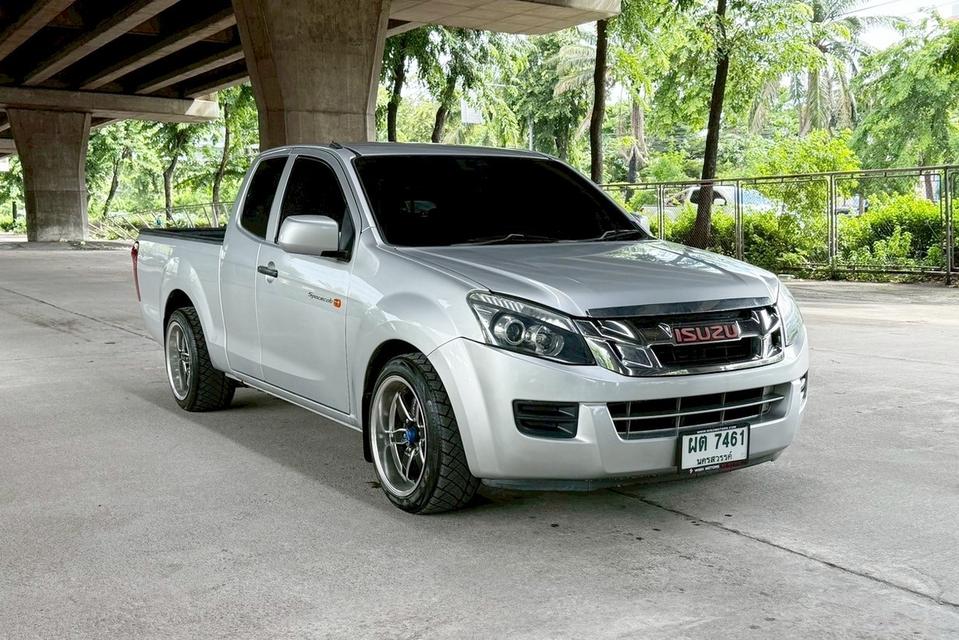 Isuzu Dmax SpaceCab 2.5 MT ปี 2013