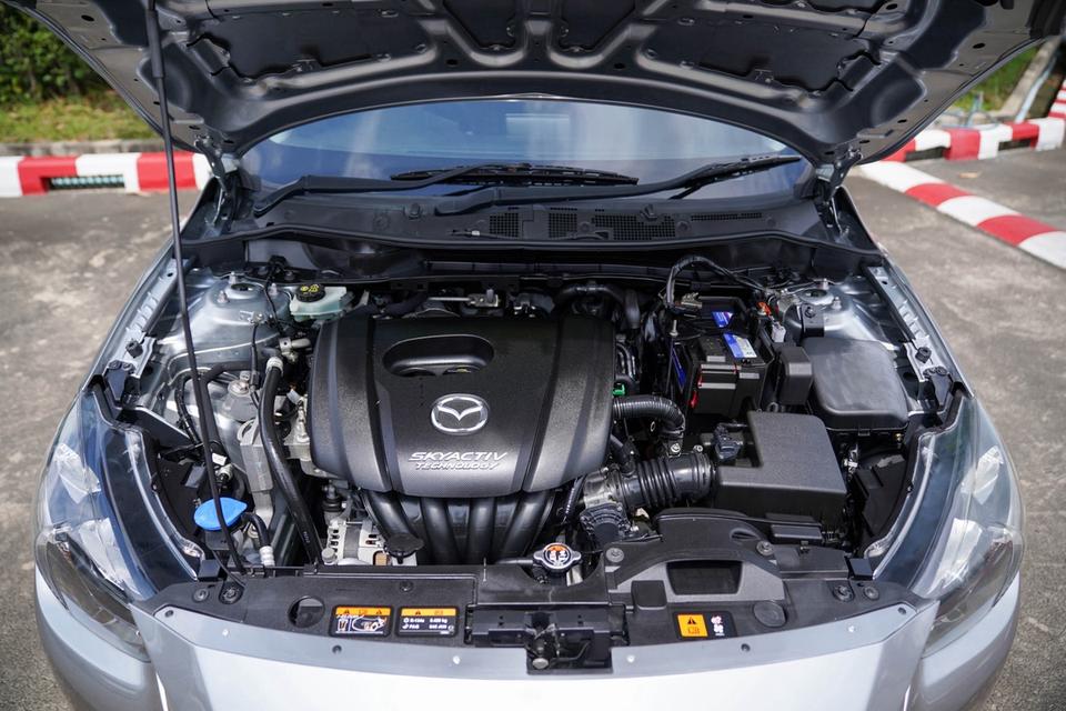 #MAZDA 2 1.3 Sports High AT (ปี 2015)ทะเบียน: 6กธ 8146 (กรุงเทพมหานคร)สี: เทา รูปที่ 8