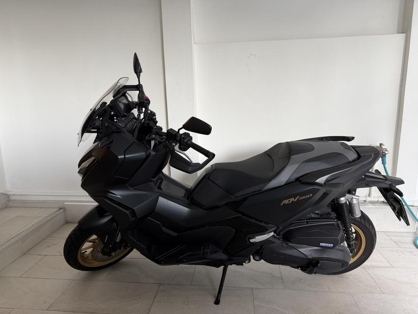 Honda ADV 350 in perfect condition.