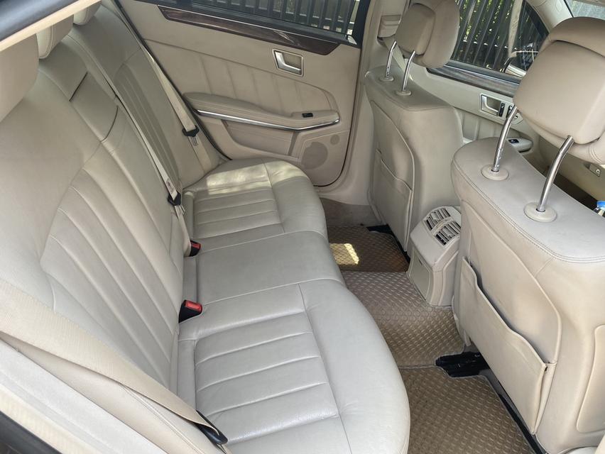 ขายด่วนรถบ้านแท้ BENZ E300 Hybrid AMG