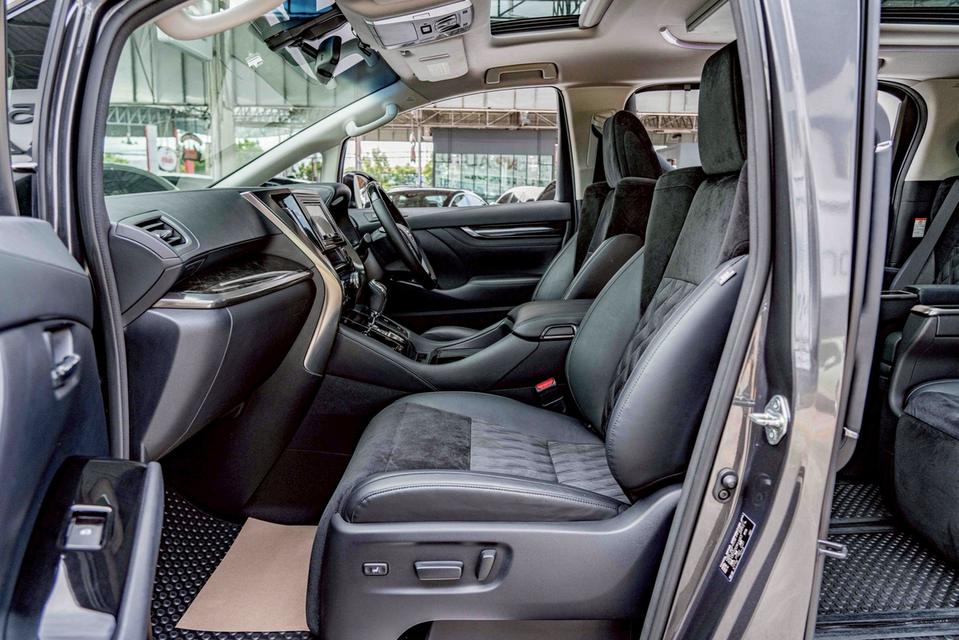 รหัสรถ NP498 🚗✨ Toyota Alphard 2.5 SC Package ปี 2017 ✨🚗 14