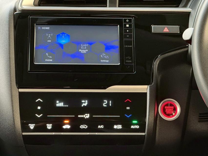Honda Jazz 1.5 V ปี 2019 สีขาว ไมล์ 48,xxx km (แท้) รูปที่ 15