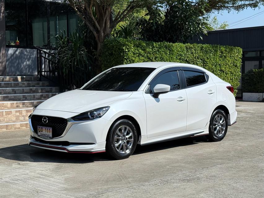 2022 MAZDA 2 1.3 C รถมือเดียวออกป้ายแดง สภาพเหมือนรถใหม่ รถวิ่งน้อย เข้าศูนย์ทุกระยะ ไม่เคยมีอุบัติเหตุครับ 4