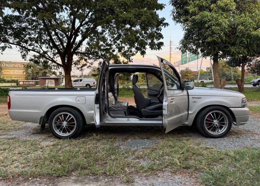 Ford Ranger 2.5 ปี 2005 เครื่องยนต์ดีเซล สภาพใหม่มาก 3