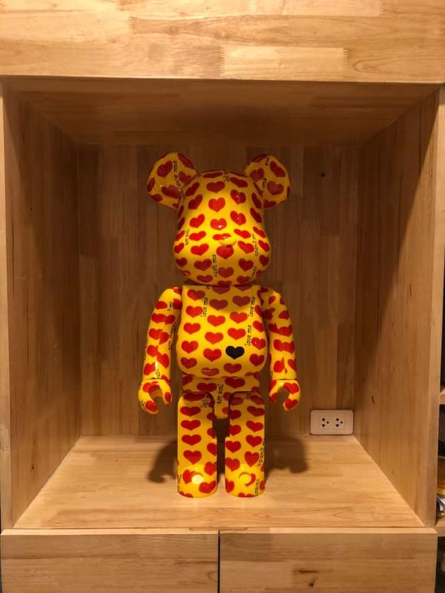 ขาย Bearbrick Yellowheart 1000% 