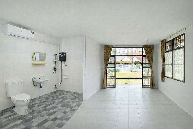 ศรีราชา รร.ดาราสมุทร ศรีราชา 2.3 กม. 3 นอน Lotus ศรีราชา 1.4 กม.J Park ศรีราชา 2.9 กม. ให้เช่าบ้านกว้าง 102 ตร.วา. 8