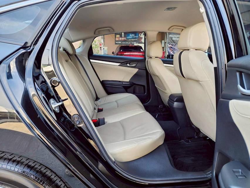 ขาย Honda Civic 1.8El ปี16 12