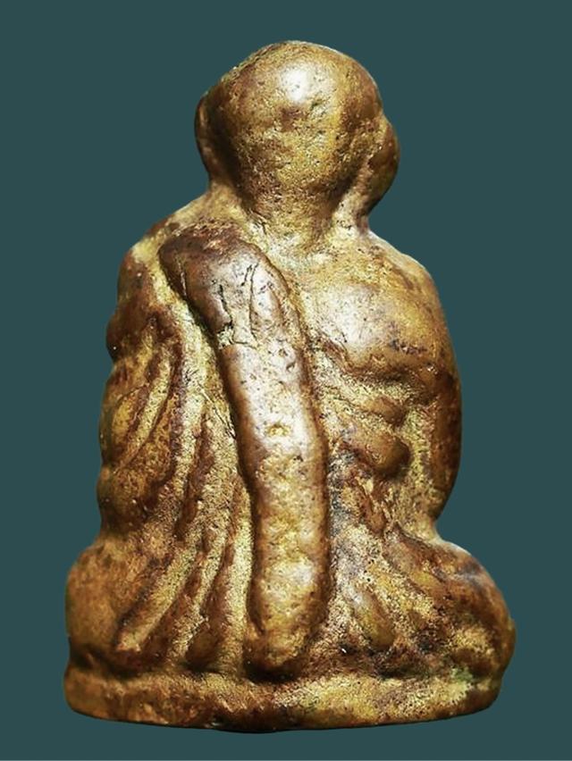 พระรูปหล่อรุ่นแรก หลวงพ่อยอด วัดหนองปลาหมอ จ.สระบุรี ปี 2487...เก่าๆ 3