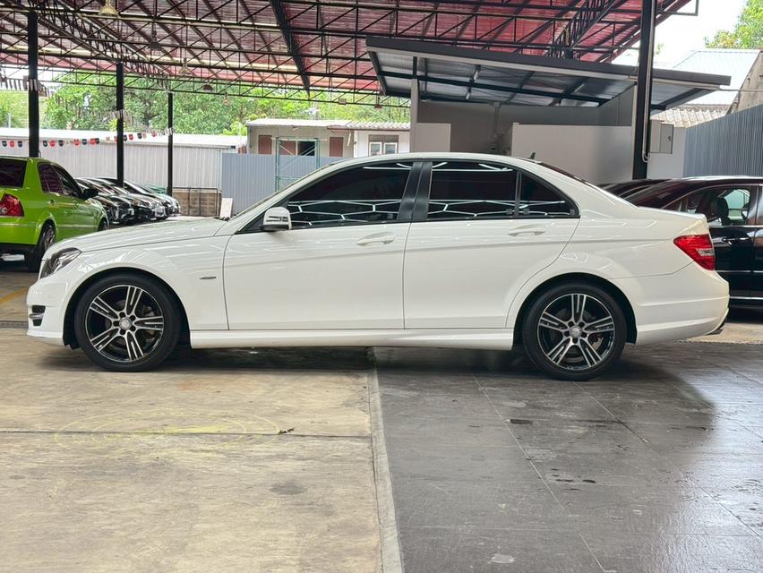 Mercedes Benz C200 W204 Edition C AMG Sport พิเศษ ตัวสุดท้าย ปี 2014 รูปที่ 7