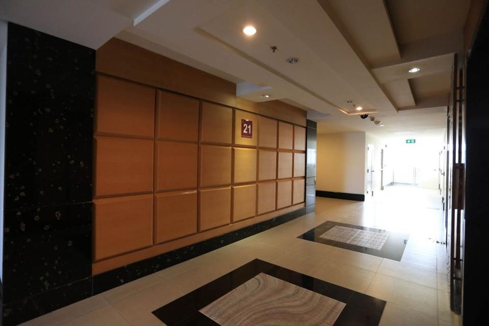 ขายคอนโด เออร์บานา สาทร ชั้น 21 วิวสระว่ายน้ำ ทำเลดี เดินทางสะดวก ใกล้รถไฟฟ้า BTS ศาลาแดง 16