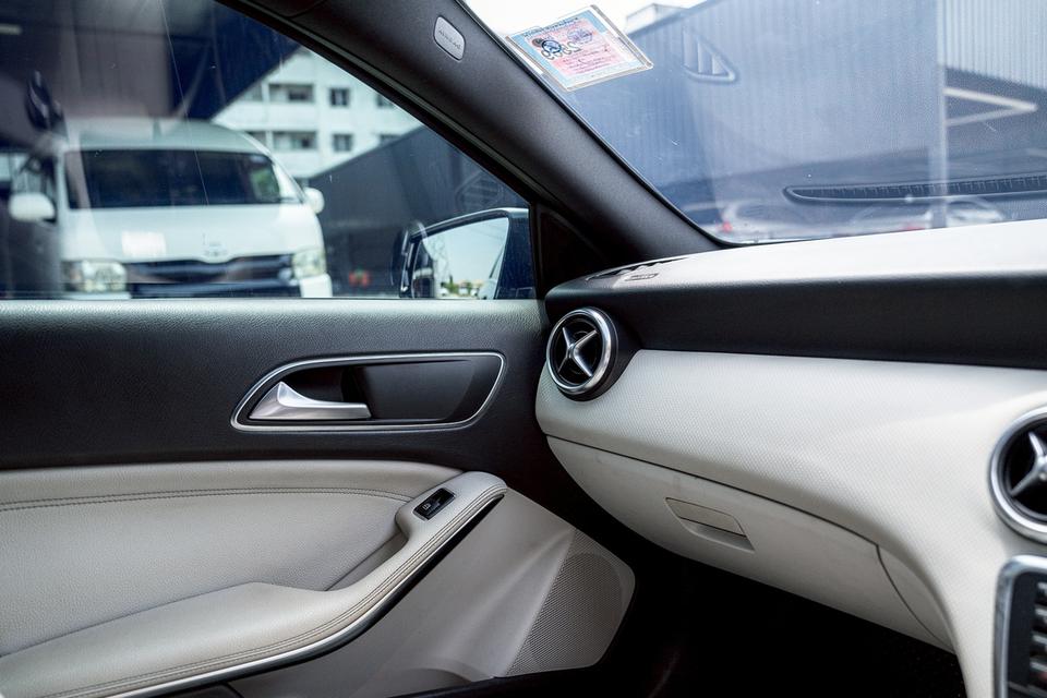รหัสรถ 67GG5675 📞Mercedes #Benz #A180 ปี 2015 รูปที่ 15