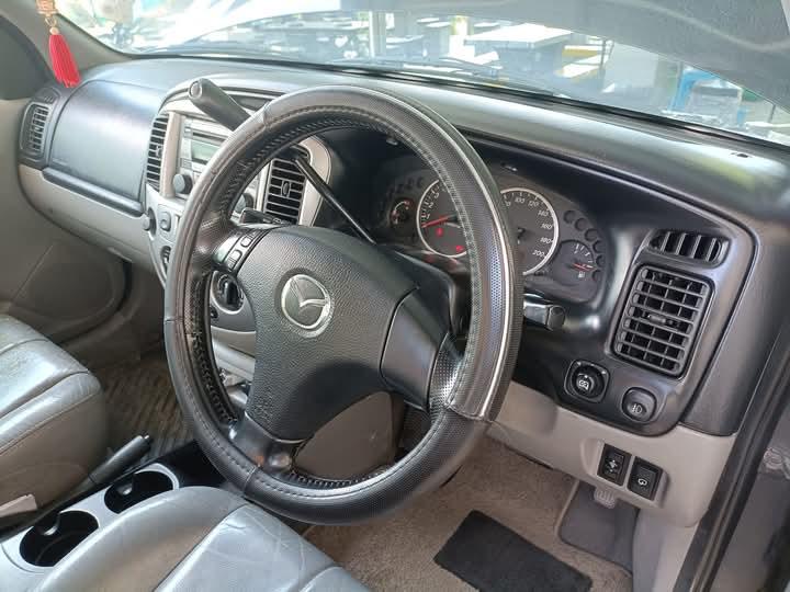 Mazda Tribute มือสอง ปี 2003 4