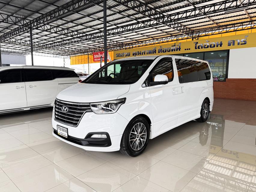  Hyundai Grand Starex 2.5 VIP (ปี 2018) Wagon AT