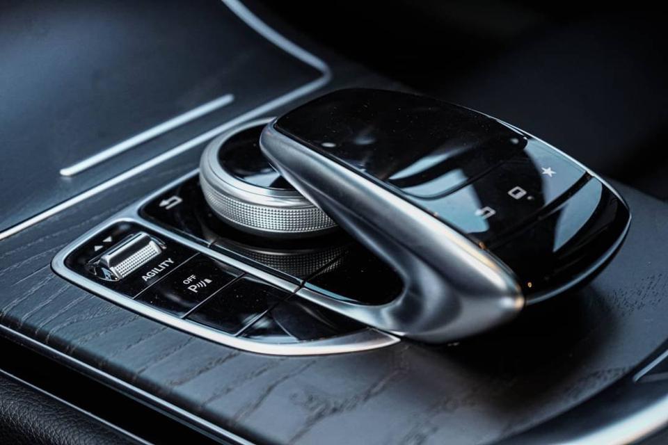 Mercedes Benz C300 BlueTec HYBRID AMG Dynamic 2015 3