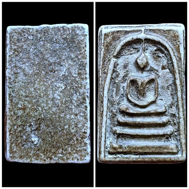 "สมเด็จวัดระฆัง พิมพ์ใหญ่อกร่องเกศทะลุซุ้ม (หรือเรียกว่าพิมพ์สุโขทัยกำแพงเพชร)"