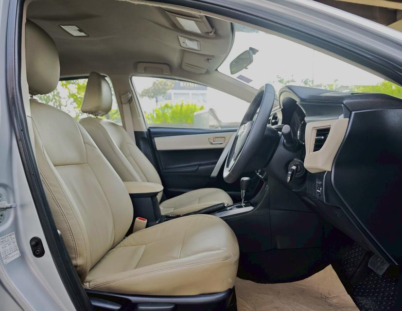 Toyota Corolla Altis 1.6 G auto ปี 2014 6