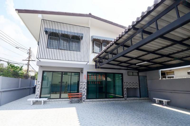 RH081125 ให้เช่า บ้านเดี่ยว 2ชั้น 3ห้องนอน ย่าน โชคชัย4 เหมาะสำหรับ Home office 1