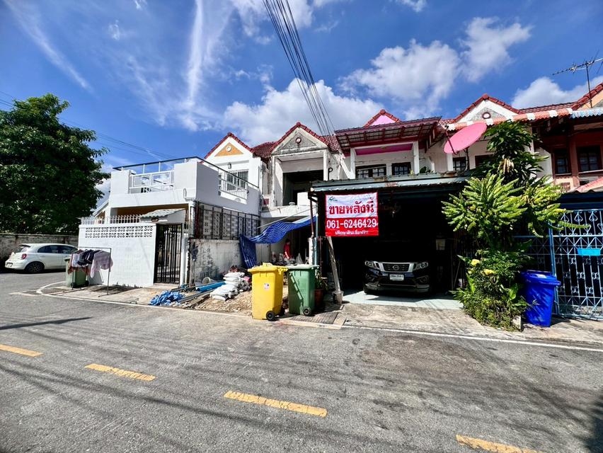 ขายทาวเฮ้าส์ บ้านเฟื่องฟ้า 9 เฟส 2 ซอยมังกร เทพารักษ์ บ้านสวยราคาดี (N.1908) 1