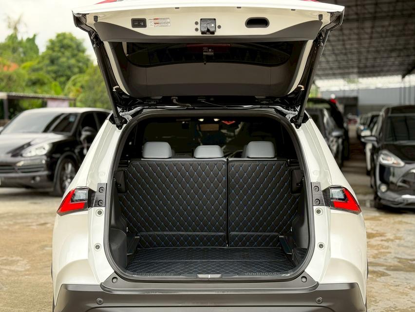 TOYOTA YARIS CROSS 1.5 HEV PREMIUM LUXURY 2024   18