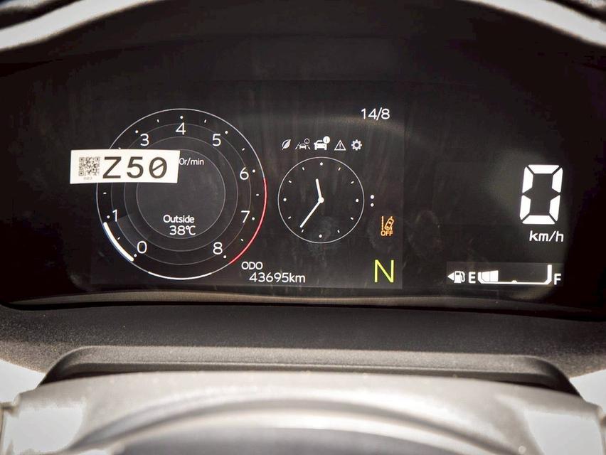 TOYOTA YARIS ATIV 1.2 Smart เกียร์ Auto สีเทา ปี2024 12