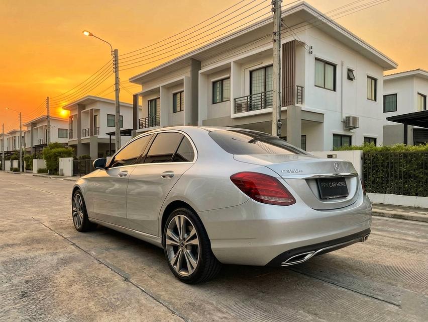 Mercedes-Benz C350e Avantgarde Plug-in Hybrid ปี2019 รูปที่ 2