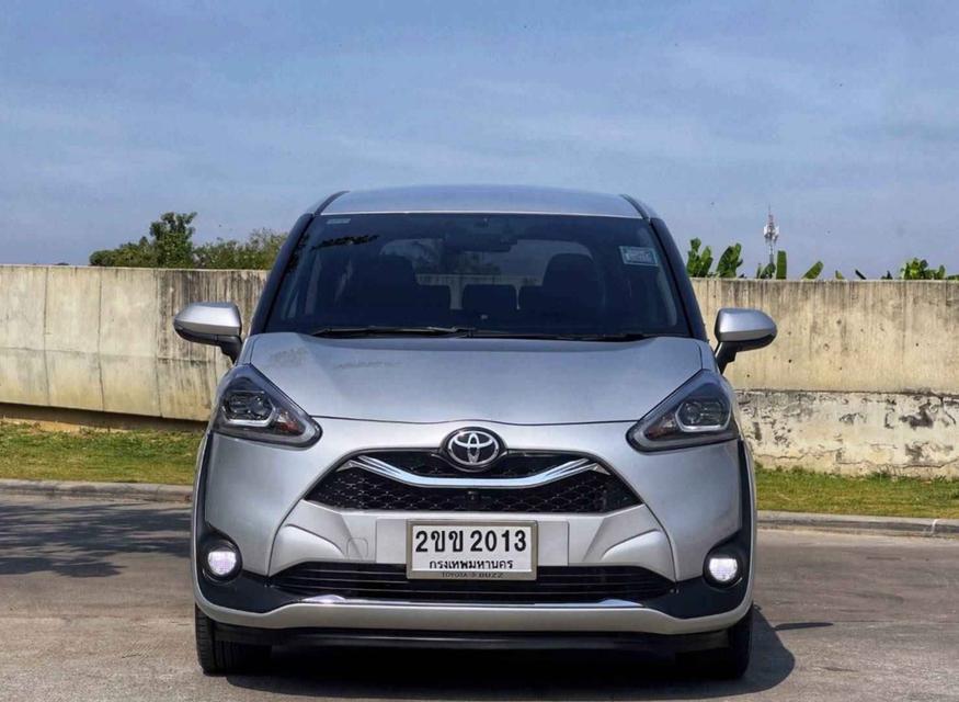 TOYOTA SIENTA ปี 2021 รถสวยใช้งานน้อย 2