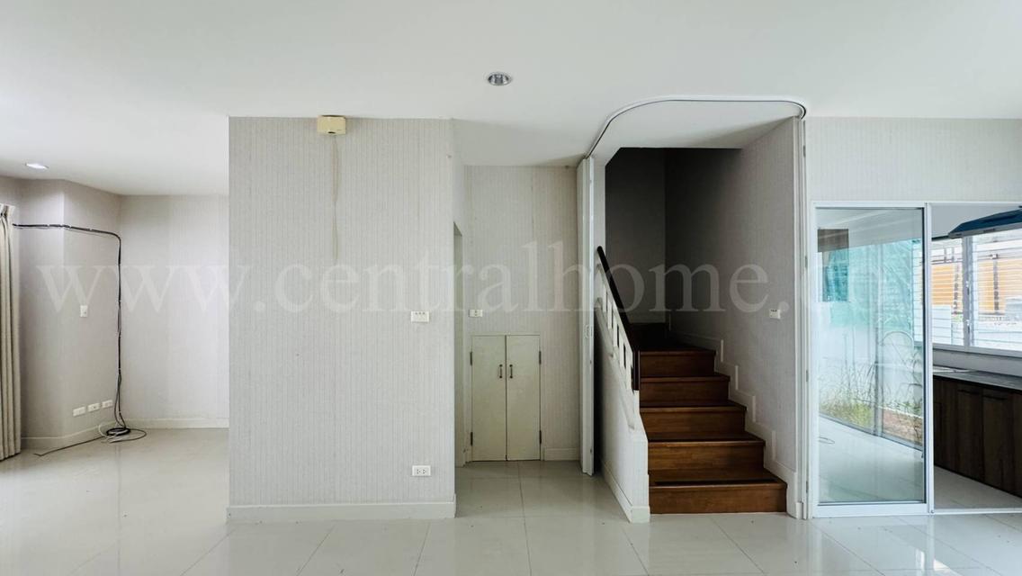 ทาวน์โฮม 3 ชั้น ชวนชื่น โมดัส - วิภาวดี ติดถนนวิภาวดี 4