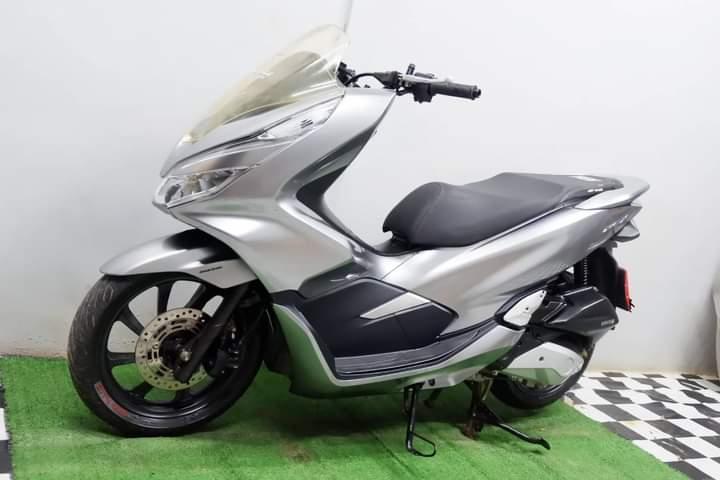 Honda pcx สีเทา160 3