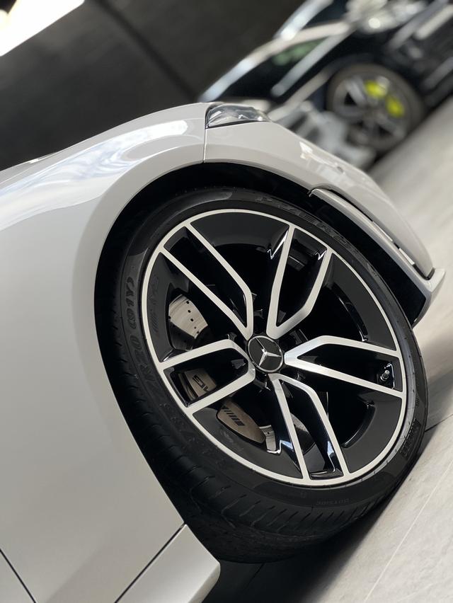 Benz CLS53 AMG 4 Matic+ 10