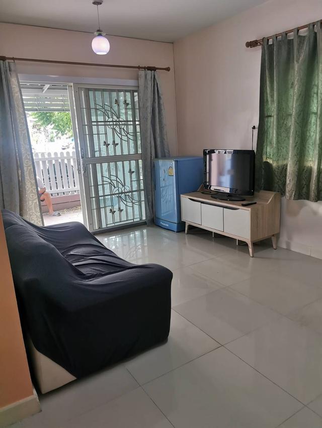 ให้เช่าทาวน์เฮ้าส์ 2 ชั้น หมู่บ้านพฤกษาวิลล์16 ธัญญะคลอง3 ปทุมธานี ใกล้ฟิวเจอร์  บ้านหลังมุม พื้นที่ 22.8 ตรว. 3นอน 2น้ำ 1ครัว แอร์ 3 ตัว 2