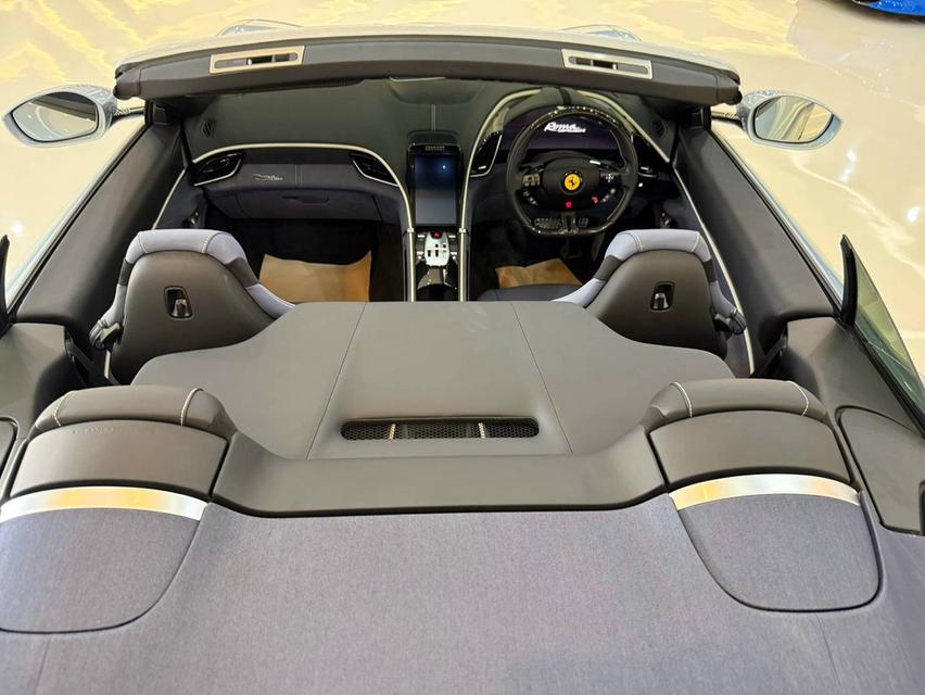 2025 FERRARI ROMA SPIDER มีแค่ 3 คันในไทยเท่านั้น สภาพป้ายแดง แต่ถูกกว่าหลายล้านบาทเลย รูปที่ 7