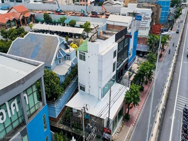 ให้เช่าอาคารพาณิชย์ 4 ชั้น 800 ตร.ม. ถนนบรมราชชนนี – ปิ่นเกล้า ใกล้ Central ปิ่นเกล้า 1