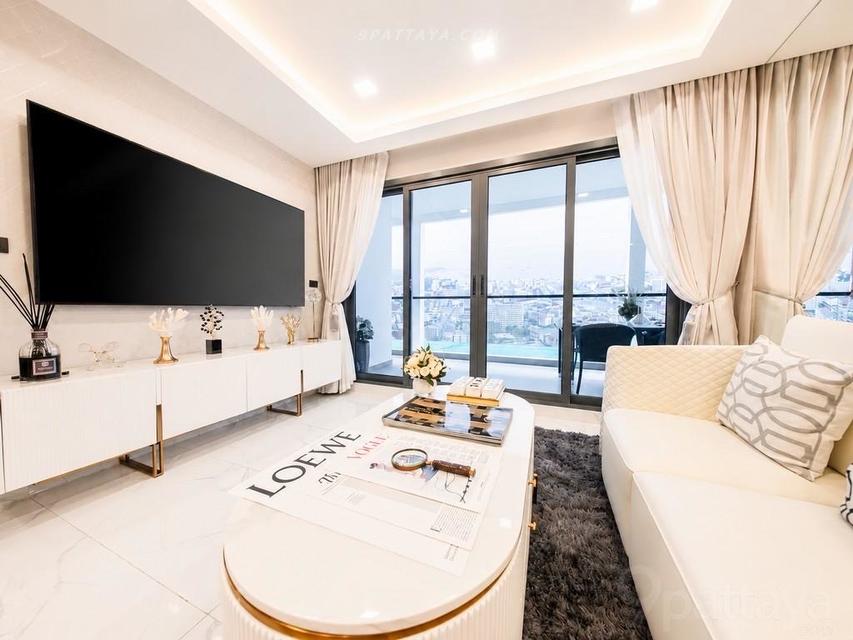 Grand Solaire Noble Pattaya for SaleSpacious 2-bedroom condo in Central Pattaya.2 bedrooms, 2 bathrooms94 sq.m.Foreign Quota availableFloors 5–42 7