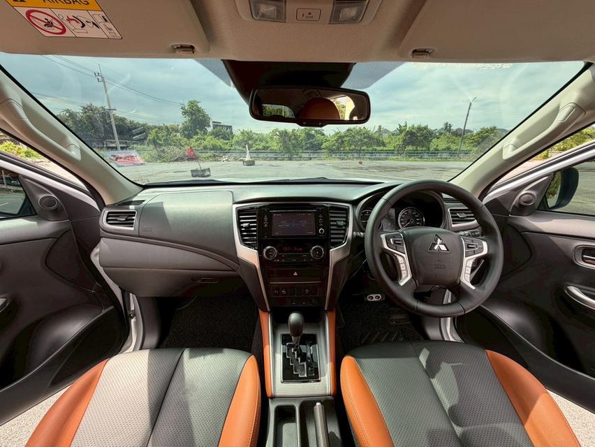 MITSUBISHI TRITON  Athlete 2.4 Plus GT Premium 6AT ปี20 สีขาวมุก 19