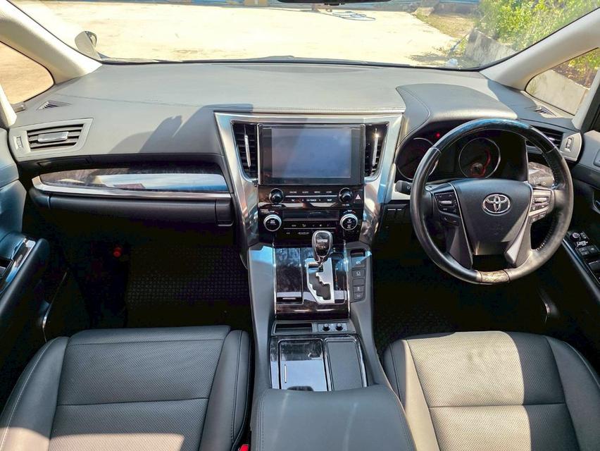 Toyota ALPHARD 2.5SC PACKAGE สีดำ ปี 2022 ไมล์ 40,000 กม.  12