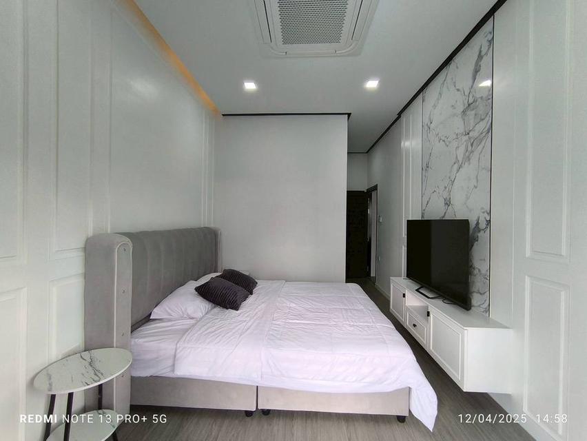 For rent pool villa style modern Pattaya Soi Siam 17