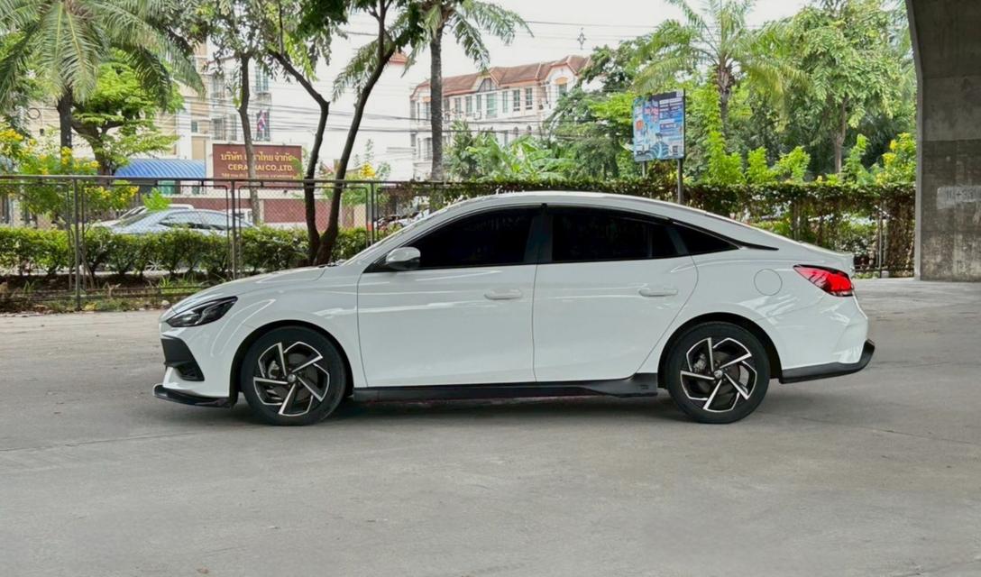 MG-5 1.5 X Sunroof ปี 2022