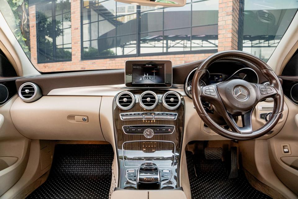 Mercedes-Benz C180 Exclusive ปี 2015 📌เข้าใหม่วันนี้! 𝐁𝐄𝐍𝐙 𝐂𝟏𝟖𝟎 สวย 𝐄𝐱𝐜𝐥𝐮𝐬𝐢𝐯𝐞 ระดับ AAA+ ❤️‍🔥 3