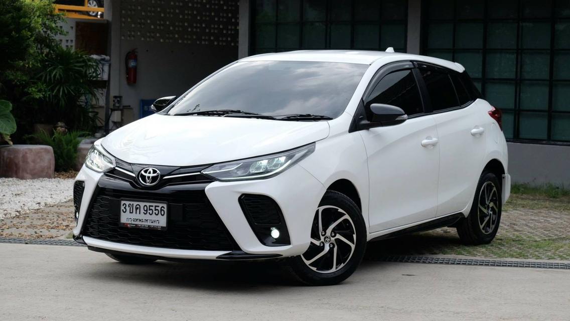 รหัสรถ KN9556 TOYOTA YARIS ECO 1.2 รุ่น SPORT 2022 8