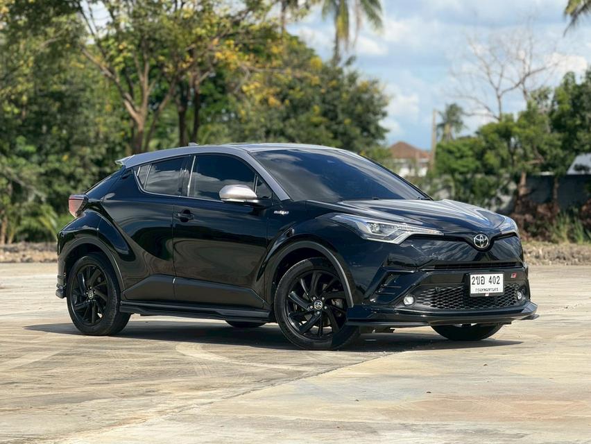 Toyota C-HR Hybrid Y22 Wagon 4dr HEV GR Sport E-CVT FWD top 1.8 (Hybrid) สีดำ ออโต้