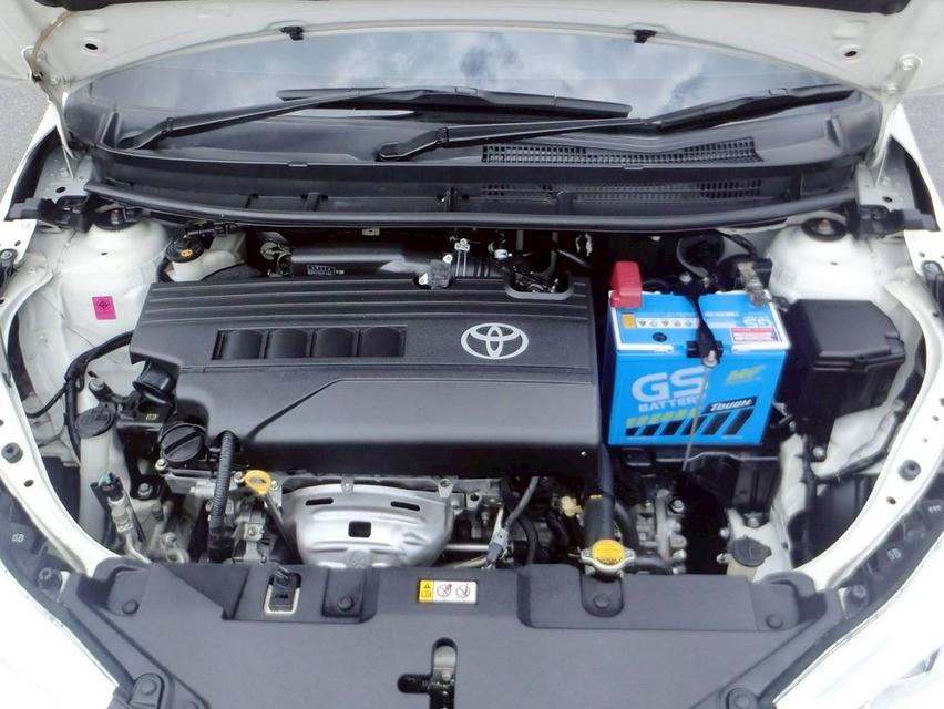 TOYOTA YARIS Ativ 1.2 E Hatchback สีขาว ปี 2018 16